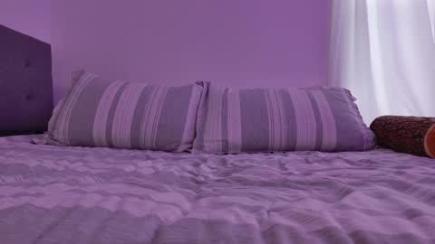 Snapshot of cherryvonfairy chatting on September 17, 2025, 6:09 pm Cheravona CherryVonFairy online show from September 17, 2025, 6:09 pm