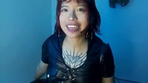 Snapshot of cherrywitchy chatting on January 29, 2025, 6:43 am Cherry online show from January 29, 2025, 6:43 am