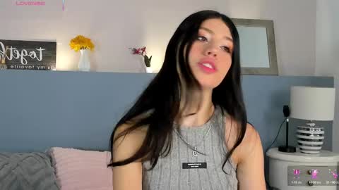 cheryelfox online show from September 18, 2025, 8:33 pm
