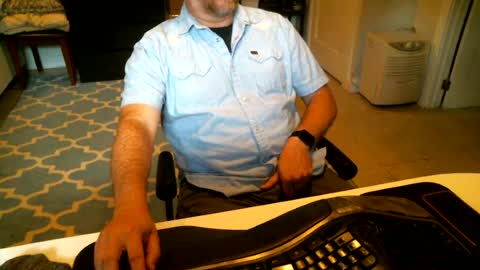 Snapshot of chesbayboy chatting on June 15, 2026, 6:54 pm chesbayboy online show from June 15, 2026, 6:54 pm