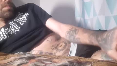 Snapshot of chev1981 chatting on December 3, 2025, 5:15 am Chevy online show from December 3, 2025, 5:15 am