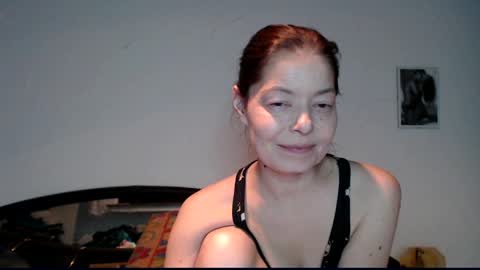 Snapshot of chiara177 chatting on January 25, 2025, 9:35 pm Chiara online show from January 25, 2025, 9:35 pm
