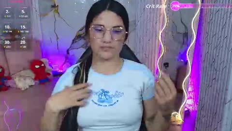 Snapshot of chiara_tay chatting on June 17, 2026, 9:27 pm Chiara online show from June 17, 2026, 9:27 pm