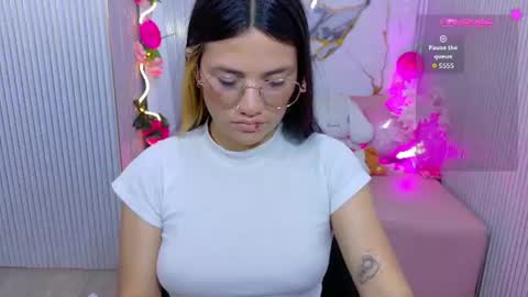 Snapshot of chiara_tay chatting on July 21, 2026, 7:05 pm Chiara online show from July 21, 2026, 7:05 pm