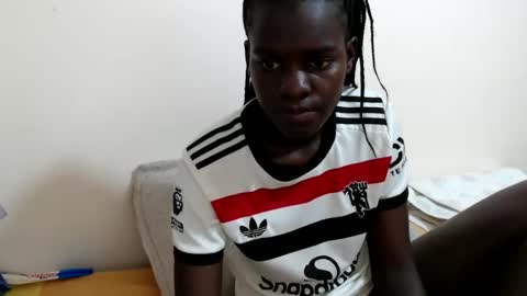 Snapshot of chichie_ chatting on May 22, 2026, 5:51 pm chichie_ online show from May 22, 2026, 5:51 pm