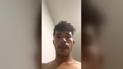 chicohot417288 online show from April 6, 2026, 4:46 am