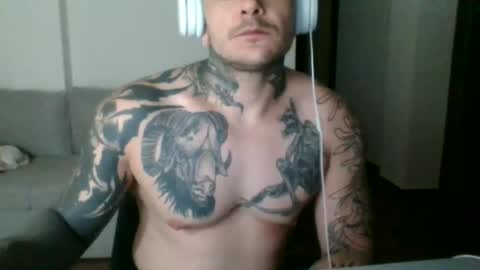 chikoink43 online show from December 8, 2024, 4:14 am