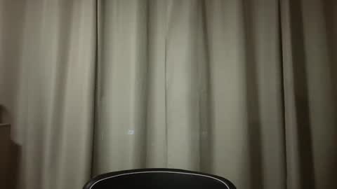 chileno_vergon online show from October 26, 2025, 4:07 am