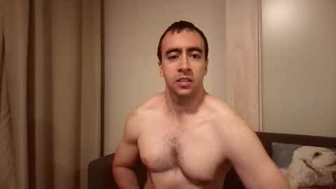 chileno_vergon online show from November 8, 2025, 5:18 am