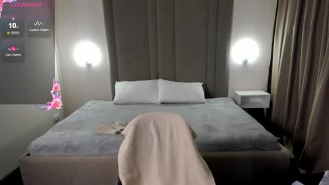 Snapshot of chilgato chatting on November 14, 2025, 1:37 am Cameron online show from November 14, 2025, 1:37 am