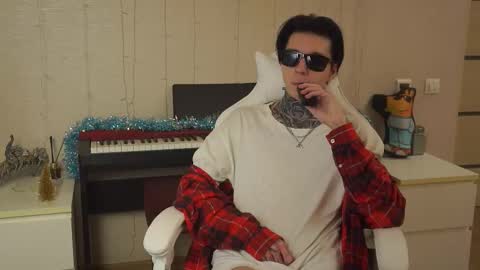 Snapshot of chillguy2k chatting on January 4, 2025, 7:55 pm Rick online show from January 4, 2025, 7:55 pm