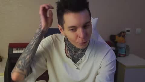 Snapshot of chillguy2k chatting on January 18, 2025, 8:40 pm Rick online show from January 18, 2025, 8:40 pm