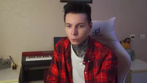 Snapshot of chillguy2k chatting on January 19, 2025, 10:17 pm Rick online show from January 19, 2025, 10:17 pm