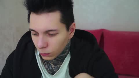 Snapshot of chillguy2k chatting on February 1, 2025, 5:39 am Rick online show from February 1, 2025, 5:39 am