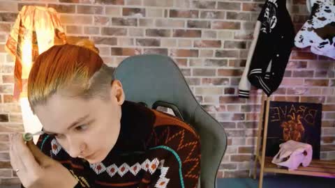 Snapshot of chillsnail_bro chatting on September 29, 2025, 5:12 am Bella online show from September 29, 2025, 5:12 am