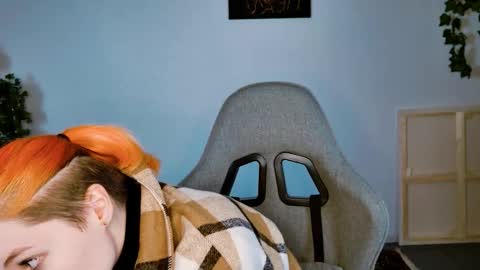 Snapshot of chillsnail_bro chatting on November 2, 2025, 9:11 am Bella online show from November 2, 2025, 9:11 am