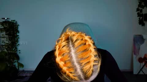 Snapshot of chillsnail_bro chatting on November 10, 2025, 9:08 am Bella online show from November 10, 2025, 9:08 am