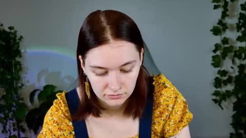 Bella online show from March 9, 2026, 9:02 am