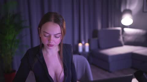 Snapshot of chillwithstacy chatting on January 21, 2025, 10:30 pm chillwithstacy online show from January 21, 2025, 10:30 pm