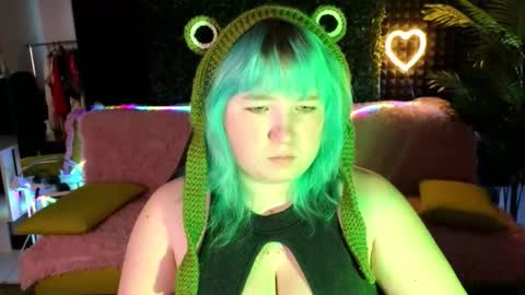 Snapshot of chimberwol chatting on September 9, 2025, 1:38 am Chim-Chim online show from September 9, 2025, 1:38 am