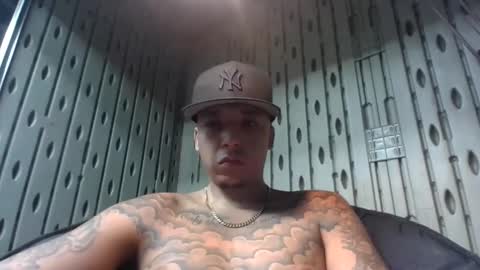 Snapshot of chino880172 chatting on December 10, 2024, 11:40 pm CHINO online show from December 10, 2024, 11:40 pm