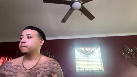 Snapshot of chino880172 chatting on February 9, 2026, 10:36 pm CHINO online show from February 9, 2026, 10:36 pm