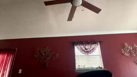 Snapshot of chino880172 chatting on February 17, 2026, 7:09 pm CHINO online show from February 17, 2026, 7:09 pm