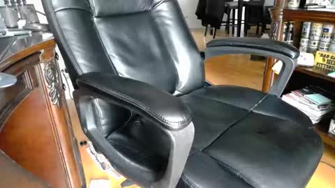 chiphoneman online show from March 7, 2026, 2:03 pm