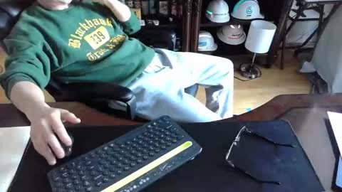 chiphoneman online show from March 9, 2026, 4:00 pm