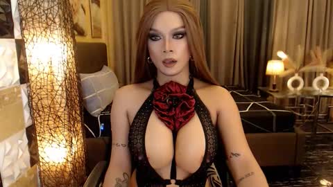 Franching Lee online show from December 16, 2025, 12:04 am