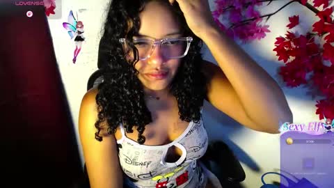 chleo_rosse online show from May 14, 2026, 12:45 pm