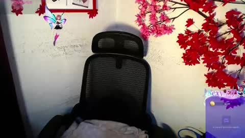chleo_rosse online show from June 4, 2026, 12:11 pm