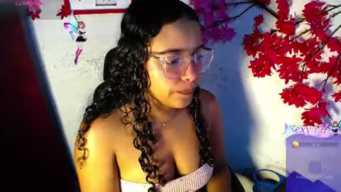 chleo_rosse online show from August 2, 2026, 3:43 pm