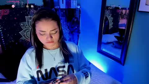 Chloeallennn  online show from April 29, 2026, 5:30 pm