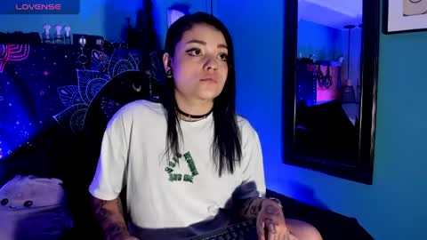 Snapshot of chloaellenn chatting on May 5, 2026, 1:08 pm Chloeallennn online show from May 5, 2026, 1:08 pm