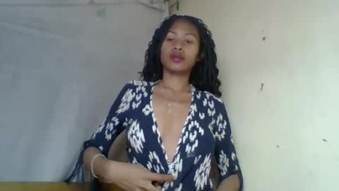 chloe9794 online show from September 19, 2025, 3:02 pm