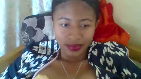 chloe9794 online show from October 10, 2025, 12:04 pm