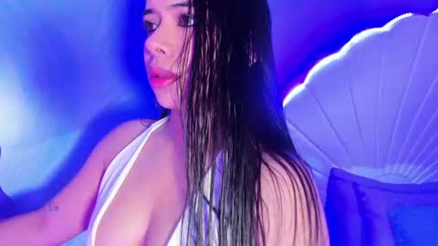 Snapshot of chloe_blowjob chatting on June 25, 2026, 11:04 am chloe_blowjob online show from June 25, 2026, 11:04 am