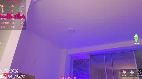 chloe_cooperr online show from June 21, 2026, 8:55 pm