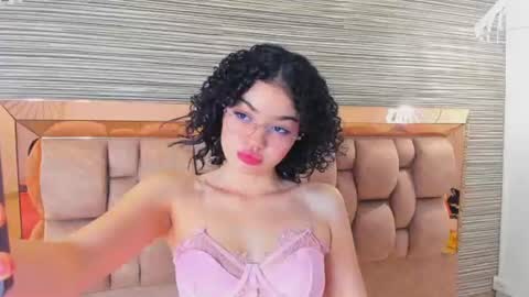 Snapshot of chloe_cortez chatting on June 13, 2026, 11:19 am chloe online show from June 13, 2026, 11:19 am