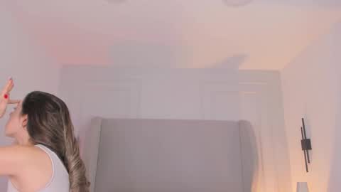 Snapshot of chloe_dee_ chatting on December 15, 2025, 12:09 pm Chloe online show from December 15, 2025, 12:09 pm