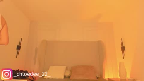 Snapshot of chloe_dee_ chatting on January 14, 2026, 4:18 am Chloe online show from January 14, 2026, 4:18 am