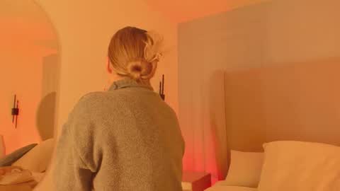 Snapshot of chloe_dee_ chatting on March 16, 2026, 12:31 pm Chloe online show from March 16, 2026, 12:31 pm