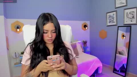 Snapshot of chloe_fischer chatting on November 26, 2025, 3:35 pm Chloe online show from November 26, 2025, 3:35 pm