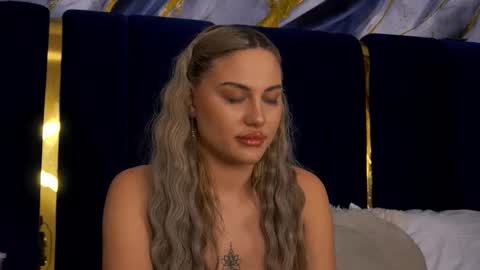 Chloe GraceeX online show from January 10, 2026, 2:02 am