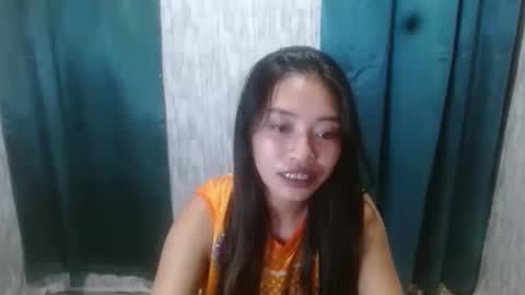 chloe and harlot online show from May 17, 2026, 4:47 pm