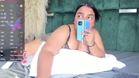 Chloe online show from July 7, 2026, 7:07 pm