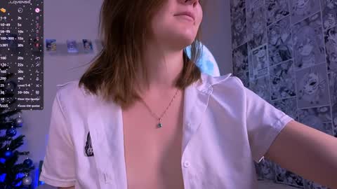 Snapshot of chloe_jeense chatting on December 31, 2024, 5:33 am Chloe online show from December 31, 2024, 5:33 am