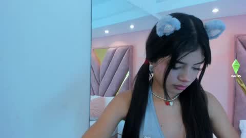 Chloe online show from April 24, 2026, 11:12 am