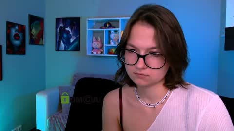 chloe_ley online show from June 29, 2026, 7:14 pm